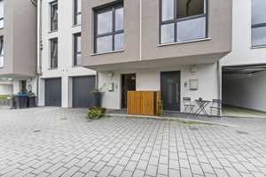 Modernes Wohnen in toller Lage - Reihenmittelhaus mit Gartenterrasse und Doppelg. in 79183 Waldkirch – Emmendingen (Kreis) – Vorschaubild 5