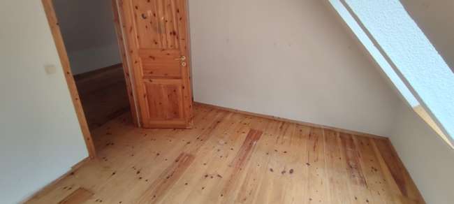 Immobilie in Poseritz - Großzügiges interessantes Einfamilienhaus mit separater Einliegerwohnung und landschaftlich wunderba - Bild 3