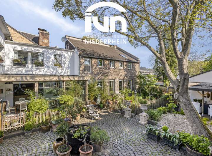 Real Estate Title Image Background