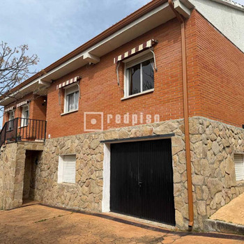 Freistehendes Chalet in der Urbanisation Cerro Alarcón, Valdemorillo