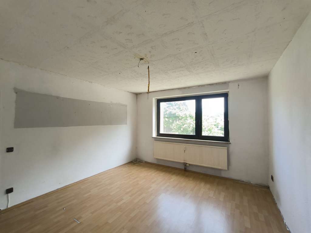 Immobilie in Übach-Palenberg - MGI - Sanierungsbedürftige Eigentumswohnung in Übach-Palenberg - Bild 2