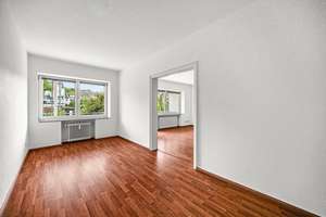 Gepflegte 4-Zimmer-Wohnung mit Sonnenloggia und Garage in bevorzugter Lage von Bonn - Poppelsdorf – Die vollständige Adresse der Immobilie erhältst du vom Anbieter., 53115 Poppelsdorf, Bonn – Vorschaubild 3