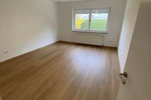 Hochwertig neu renovierte 4 Zimmerwohnung mit Terrasse  – Bestelmeyerstraße 4, 81477 Solln, München – Vorschaubild 3
