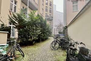 MITTEN IN MITTE - CHARMANTER ALTBAU MIT HOHEN DECKEN & PARKETT - ZUR ZEIT VERMIETET – Anklamer Str. 36 hh, 10115 Mitte (Ortsteil), Berlin – Vorschaubild 16