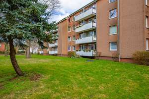 Zauberhaft wohnen in Lübeck: Liebevoll gepflegte Drei-Zimmer-Eigentumswohnung mit Balkon – Die vollständige Adresse der Immobilie erhältst du vom Anbieter., 23554 Sankt Lorenz Nord, Lübeck – Vorschaubild 7