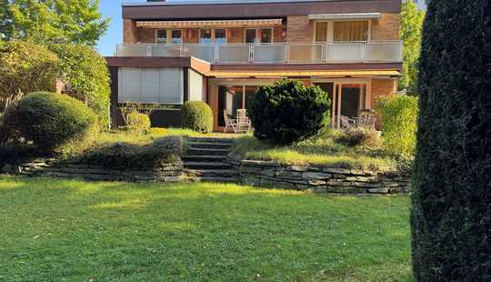 Bild von Ein- bis Zweifamilienhaus auf Erbpachtgrundstück in gefragter Lage mit schönem Garten