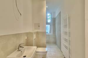 RARITÄT-LIEBEVOLL SANIERT -Bezugsfreie, helle 3-Zimmer-Altbau-Wohnung-sonniger Balkon – Pflügerstraße 81, 12047 Neukölln (Ortsteil), Berlin – Vorschaubild 22