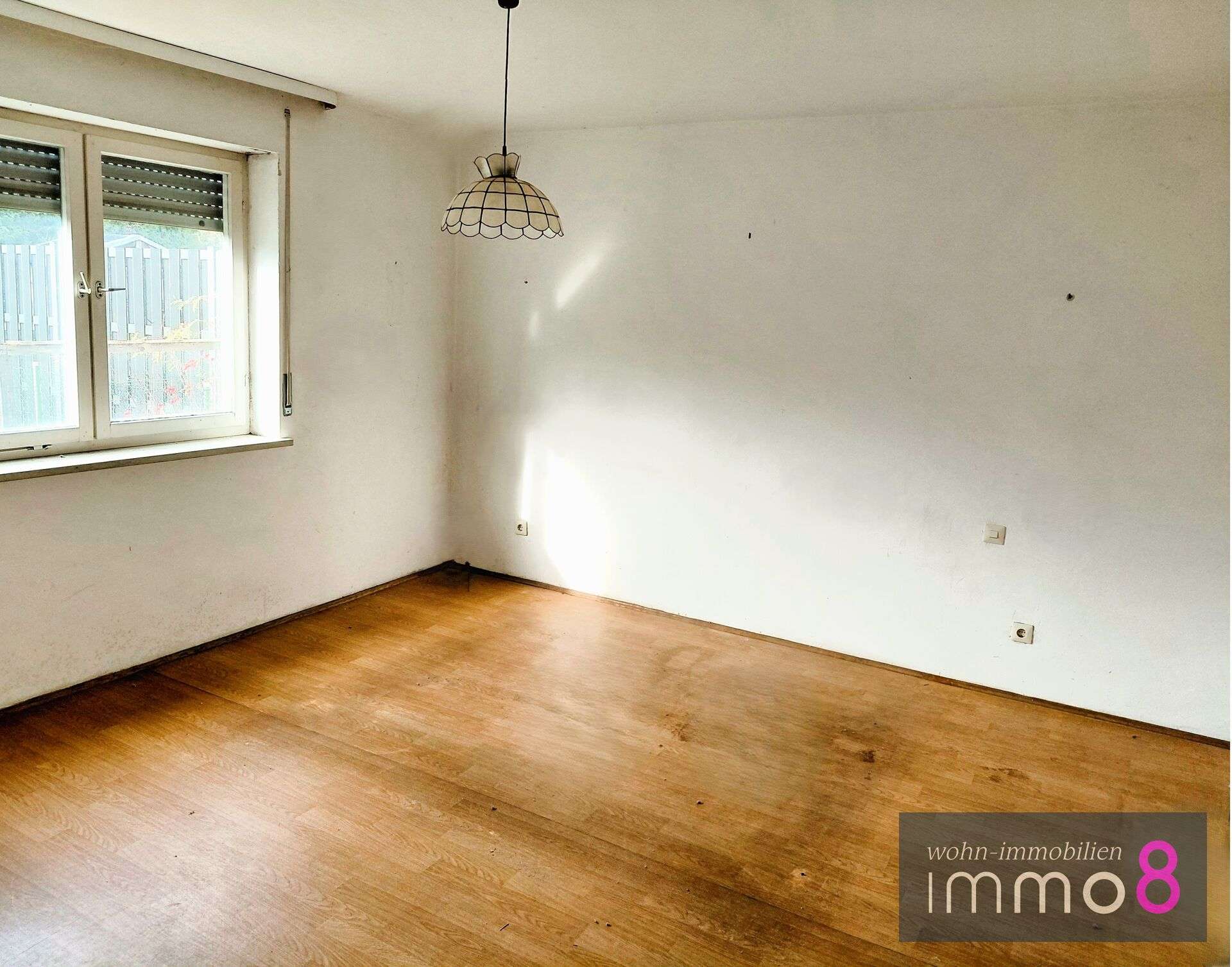 Immobilie in Schrobenhausen - Leere Leinwand für Ihr neues Zuhause – Doppelhaushälfte in Schrobenhausen - Bild 0