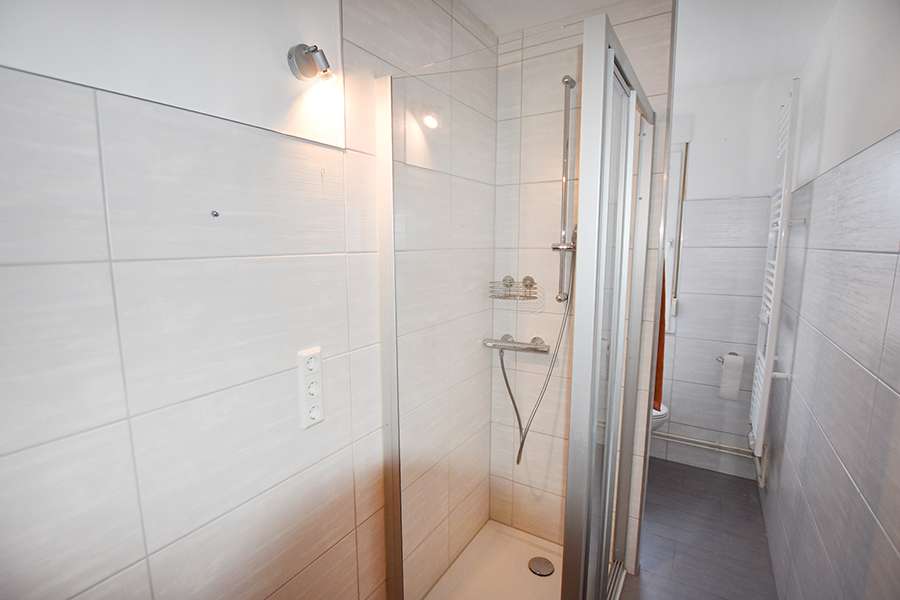 Immobilie in Blankenburg - Schöne 3-Zimmer-Wohnung mit Garage in ruhiger Harzlage. - Bild 2