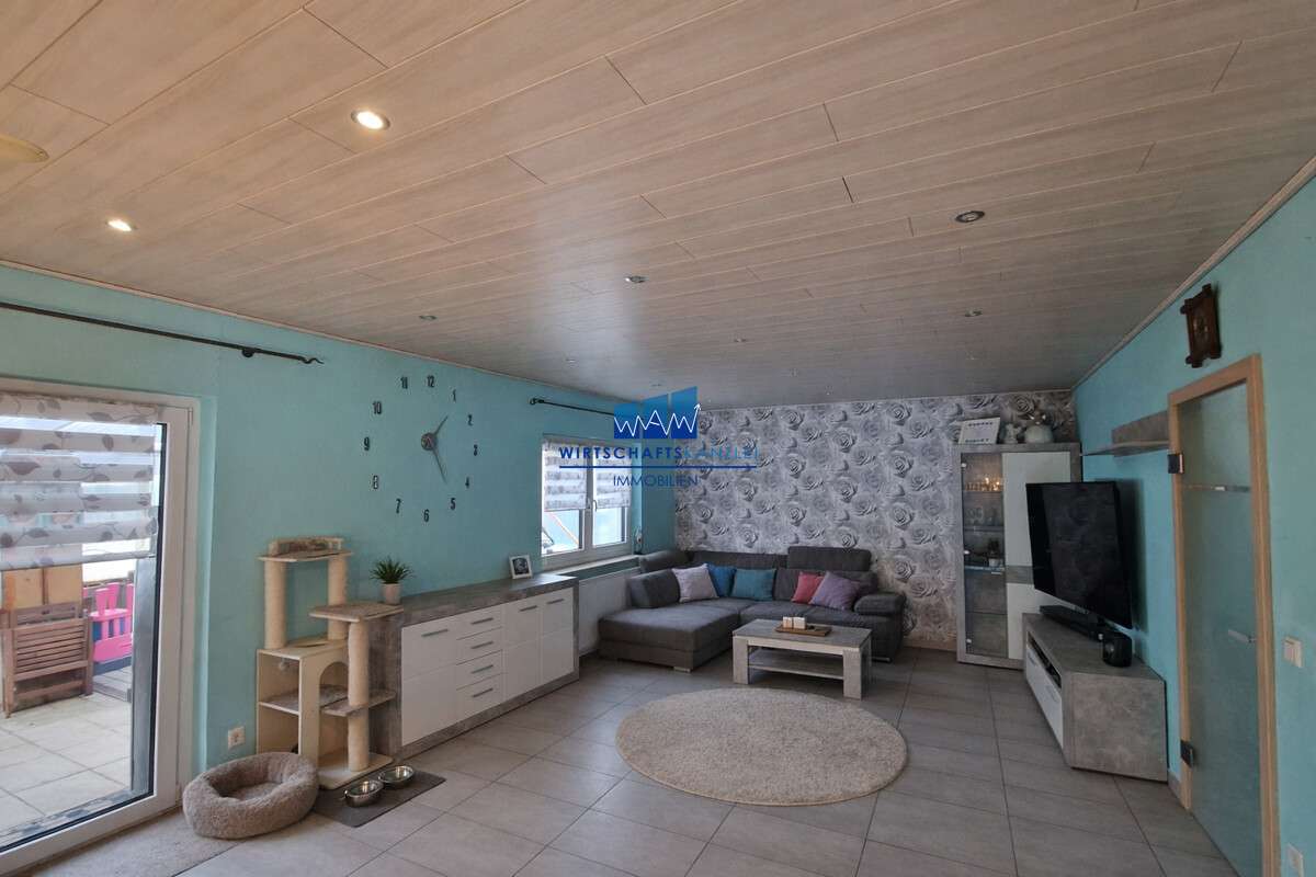 Immobilie in Mühlhausen im Täle - Freistehendes Einfamilienhaus mit großen Garten und Terrasse - Bild 2