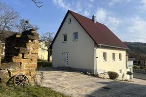 Traumhaftes Einfamilienhaus mit großem Grundstück in Eggolsheim-Drosendorf - Einziehen und genießen! – Die vollständige Adresse der Immobilie erhältst du vom Anbieter., 91330 Eggolsheim – Vorschaubild 19