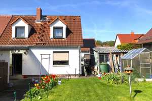 Kleine Doppelhaushälfte mit Garten und Garage in Kitzscher zu verkaufen – Leipzig (Kreis) – Vorschaubild 8
