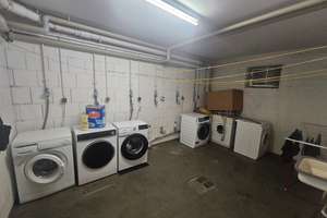 Lichtdurchflutete 1-R-ETW mit offenem Küchen- und Wohnbereich mit EBK & Balkon, TG-SP mgl. – 4178 Burghausen-Rückmarsdorf, Leipzig – Vorschaubild 15