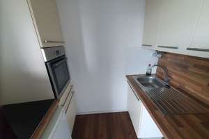 In Bremerhaven! Ab sofort: 1-Zimmer mit Aufzug und EBK, super für Studenten und Azubis! – Bürgermeister-Smidt-Straße 160, 27568 Mitte, Bremerhaven – Vorschaubild 3