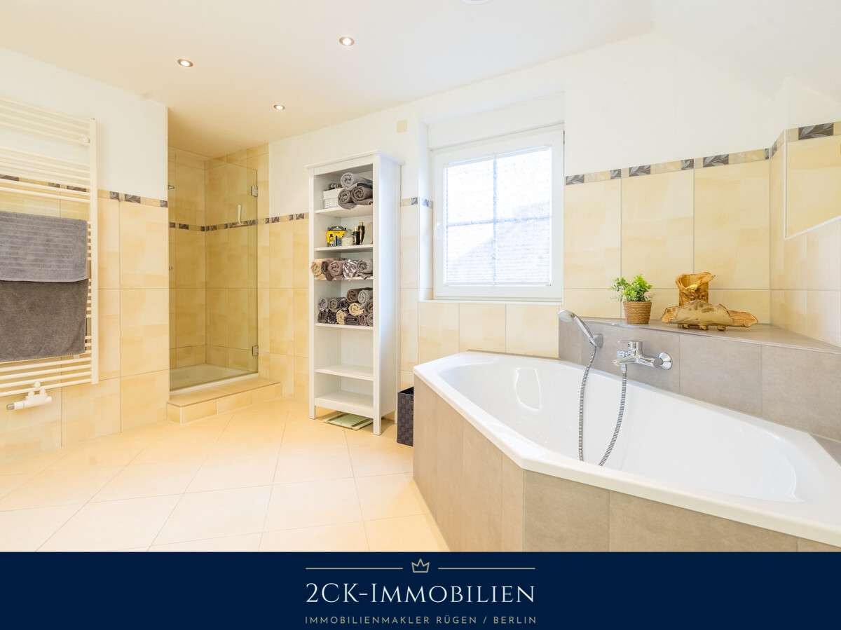 Immobilie in Baabe - Ostseebad Baabe: Moderne DHH, 5 Zimmer, 125 m², Seeblick, Kamin, 2 Bäder & Stellplätze! - Bild 8