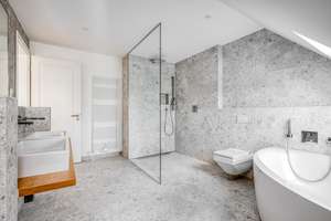 Exklusive 4-Zimmer-DG-Wohnung mit Kaminanschluss & Terrassen – historischer Charme, moderner Luxus! – Hähnelstraße 3, 12159 Friedenau, Berlin – Vorschaubild 38