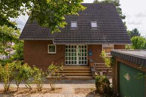 Einfamilienhaus in Timmendorfer Strand mit 5 Zimmern, Vollkeller, Garten und Garage für die Familie – Die vollständige Adresse der Immobilie erhältst du vom Anbieter., 23669 Timmendorfer Strand – Vorschaubild 3