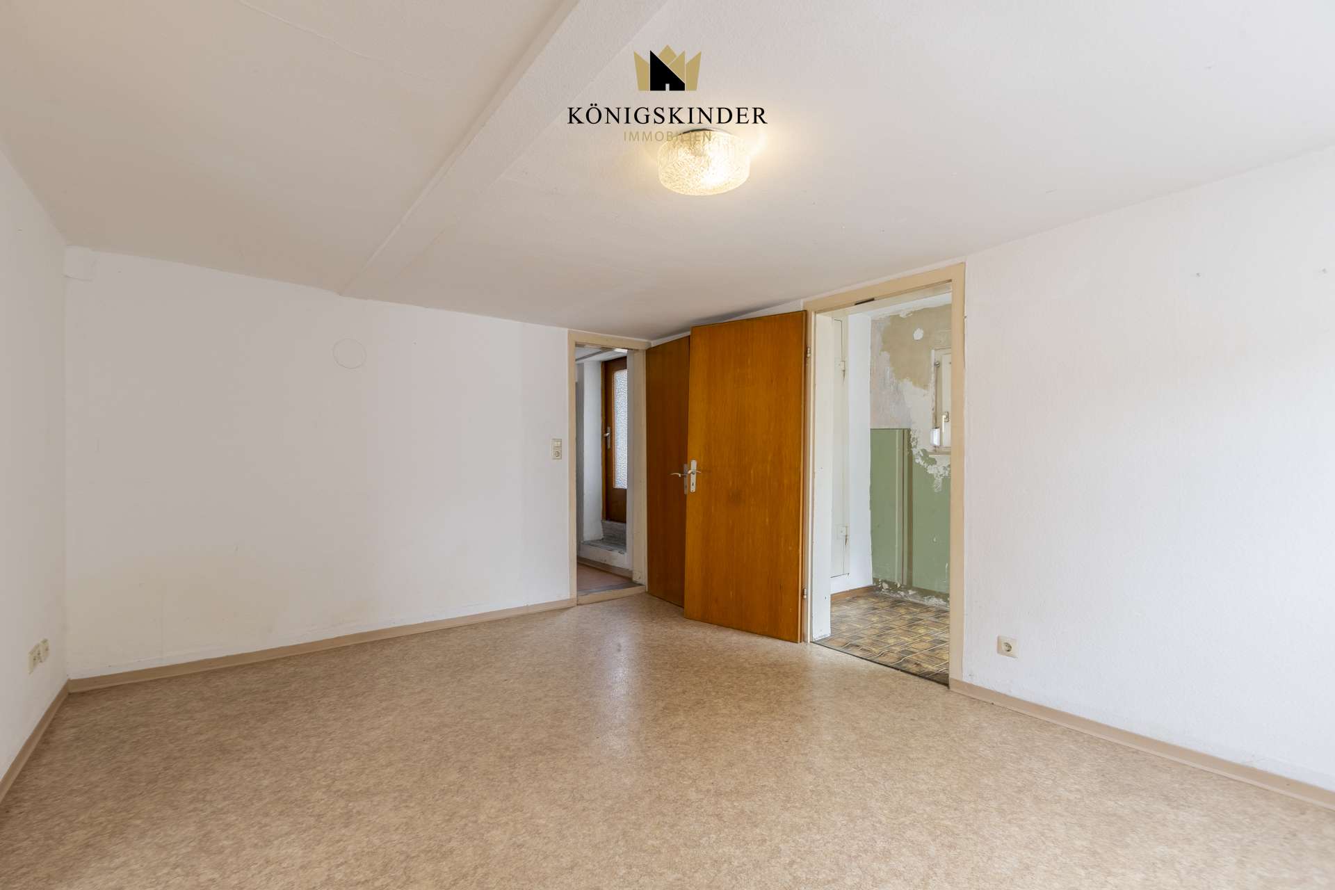 Immobilie in Hessigheim - Vielfalt trifft Potenzial: Zweifamilienhaus  mit beeindruckender Scheune in idyllischer Lage - Bild 6