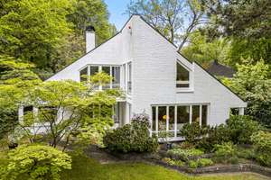 Familienidylle in Blankenese: charmantes Architektenhaus, eingebettet im Grünen – Die vollständige Adresse der Immobilie erhältst du vom Anbieter., 22587 Blankenese, Hamburg – Vorschaubild 22