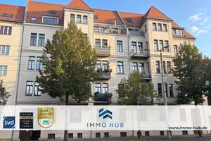 ++ Aufzug, Balkon, Stellplatz! Stilvolle 3-Zimmerwohnung mit Balkon, Fußbodenheizung & Carport ++