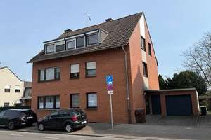 Gepflegtes Dreifamilienhaus in guter Lage von MG-Neuwerk
