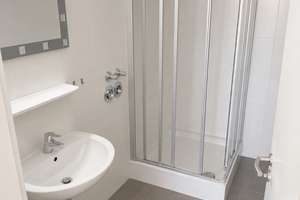 Alltagstaugliche 2-Zimmer-Wohnung mit Balkon in Milbertshofen – Königsteinstraße 8, 80807 Milbertshofen, München – Vorschaubild 6