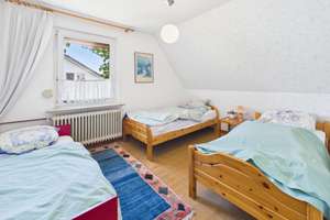 Märchenhaft grün, den Teuto im Blick: Platz für großes Familienglück! – Die vollständige Adresse der Immobilie erhältst du vom Anbieter., 33699 Stieghorst, Bielefeld – Vorschaubild 14