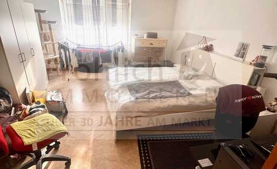 Helle 2 ZKB-ETW in Mannheim-Neckarau.