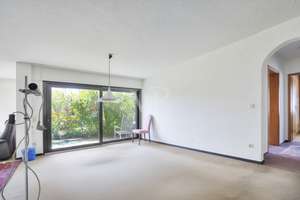 Einfamilienhaus mit Potenzial, großer Garage & großem Garten in Südausrichtung – Die vollständige Adresse der Immobilie erhältst du vom Anbieter., 74193 Schwaigern – Vorschaubild 4