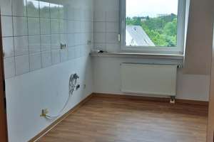 Helle 3-Zimmer Dachgeschosswohnung mit Balkon in Pfaffendorfer Höhe – Die vollständige Adresse der Immobilie erhältst du vom Anbieter., 56076 Pfaffendorfer Höhe, Koblenz – Vorschaubild 7