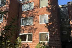 RESERVIERT! Ruhige und grüne Wohnlage, 3-Zimmerwohnung in Sackgassenendlage... – Kroneweg 16, 22159 Farmsen-Berne, Hamburg – Vorschaubild 2
