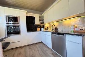 Freistehendes Zweifamilienhaus in toller Lage von Solingen-Gräfrath mit Wärmepumpe, Pool, Sauna uvm. – Die vollständige Adresse der Immobilie erhältst du vom Anbieter., 42653 Gräfrath, Solingen – Vorschaubild 14