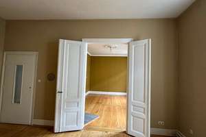 ALTBAU NORDEND AM HOLZHAUSENVIERTEL: Vier Zimmer & Balkon , top Grundriss, sofort frei! – 60318 Nordend-West, Frankfurt am Main – Vorschaubild 4