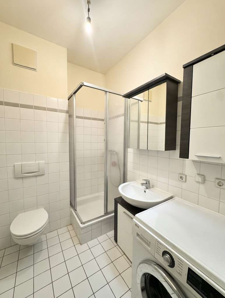 Immobilie in Panketal - Eine charmante 1,5-Zimmer-Dachgeschosswohnung mit Licht, Renditepotenzial und neuen Möglichkeiten. - Bild 4