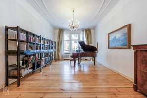 Eindrucksvolle Altbauperle mit 4-Zimmer-Potential und in Top-Lage am Olivaer Platz – Die vollständige Adresse der Immobilie erhältst du vom Anbieter., 10629 Charlottenburg, Berlin – Vorschaubild 2