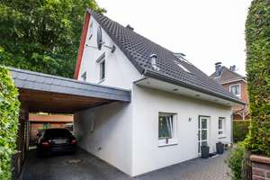 Provisionsfrei!: Helles Einfamilienhaus freistehend – Die vollständige Adresse der Immobilie erhältst du vom Anbieter., 22399 Poppenbüttel, Hamburg – Vorschaubild 16