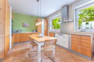 Mitten im Leben und doch ganz privat: Exklusives Einfamilienhaus im Vorderen Westen – Die vollständige Adresse der Immobilie erhältst du vom Anbieter., 34119 West, Kassel – Vorschaubild 19