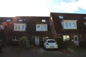 Wohlfühlen leicht gemacht - Familienfreundliches Reihenhaus in begehrter Lage von Rondorf – Die vollständige Adresse der Immobilie erhältst du vom Anbieter., 50997 Rondorf, Köln – Vorschaubild 1