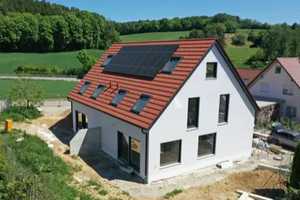 Moderne Neubau-DHH links (Erstbezug) schöne Randlage/Garten/hochwertige Bauweise in Pfaffenhofen – Mozartstr. 83, 85276 Pfaffenhofen an der Ilm (Kreis) – Vorschaubild 2