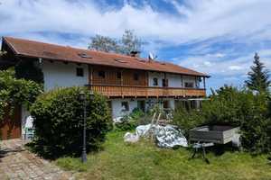 RESERVIERT! Charmantes Bauernhaus mit großem Grundstück und attraktiven Bauoptionen! – Landshut (Kreis) – Vorschaubild 1