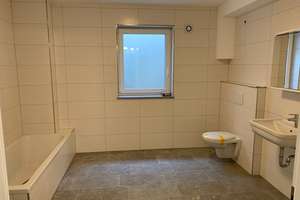 Sehr schöne Wohnung mit 4 Zimmern und viel Platz in Offenstetten – Die vollständige Adresse der Immobilie erhältst du vom Anbieter., 93326 Abensberg – Vorschaubild 6