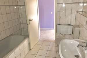 NUR mit Wohnberechtigungsschein - Schöne 3 Zimmerwohnung auf 2 Ebenen im Zentrum von Hamm/Sieg – Die vollständige Adresse der Immobilie erhältst du vom Anbieter., 57577 Hamm (Sieg) – Vorschaubild 16
