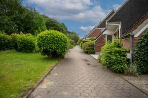 Großes Reihenhaus mit neuer Heizung, Garten, Balkon und Carport in ruhiger Lage Wedels – Die vollständige Adresse der Immobilie erhältst du vom Anbieter., 22880 Wedel – Vorschaubild 23