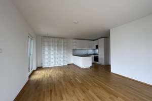 Moderne 3-Zimmer-Wohnung mit Balkon, Einbauküche & guter Anbindung in Neuaubing