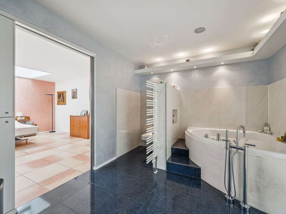 Badezimmer EG Ansicht II