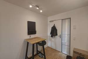 Lebendiges Viertel: 1-Zimmer-Wohnung mit Balkon in Aachen – Lennestraße 1, 52074 Westpark, Aachen – Vorschaubild 2