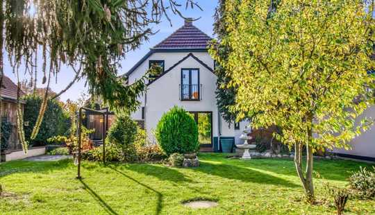 Bild von Bremen-Rönnebeck: Freistehendes Ein- bis Zweifamilienhaus  in unmittelbarer Nähe zum Weserufer