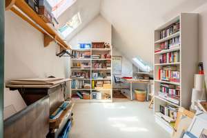 AIGNER-Maisonette mit Ateliercharakter und publizierter Architekturgeschichte in Schwabing – Die vollständige Adresse der Immobilie erhältst du vom Anbieter., 80805 Münchner Freiheit, München – Vorschaubild 11