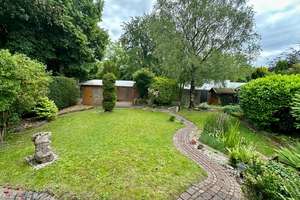 Grünes Wohnglück in Windberg – Bungalow mit viel Freiraum und Privatsphäre! – Hans Böckler Straße 37, 41063 Windberg, Mönchengladbach – Vorschaubild 7