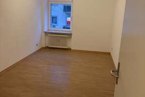 Helle 3-Zimmer Wohnung mit Balkon in München-Neuhausen – Die vollständige Adresse der Immobilie erhältst du vom Anbieter., 80634 Dom Pedro, München – Vorschaubild 1